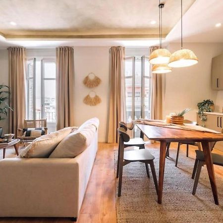 Salonga - 1 Bedroom And Balcony In Eixample Esquerra Barcelona Exterior photo
